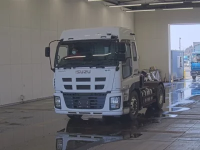 Isuzu GIGA  с аукциона в Японии