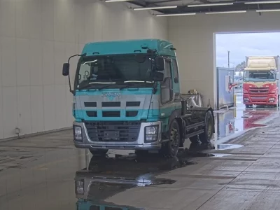 Isuzu GIGA  с аукциона в Японии