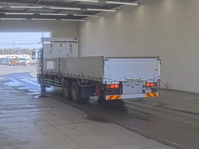 Isuzu GIGA  с аукциона в Японии