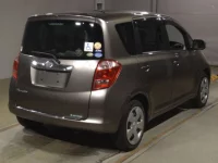 Toyota RACTIS лот № 7005 оценка RA  с аукциона в Японии 1