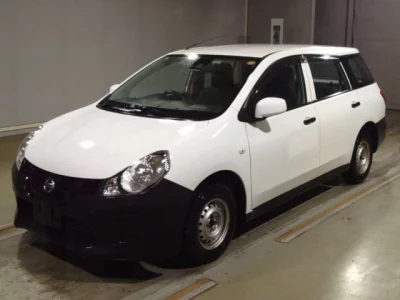 Nissan AD