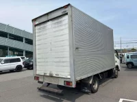 Toyota DYNA лот № 63501 оценка RA  с аукциона в Японии 1