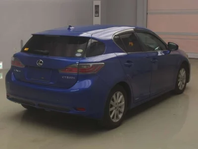 Lexus CT200h