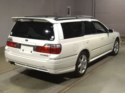 Nissan STAGEA