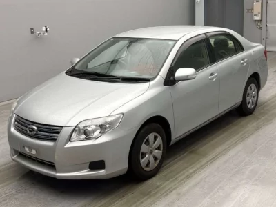 Toyota COROLLA AXIO  с аукциона в Японии