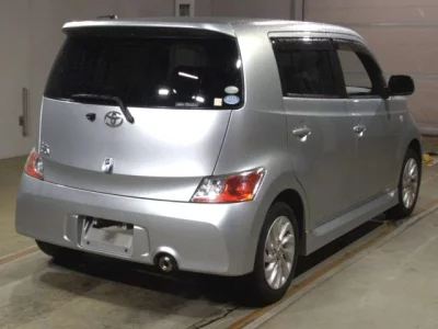Toyota BB  с аукциона в Японии