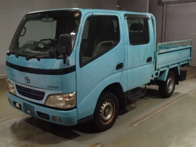 Toyota DYNA  с аукциона в Японии