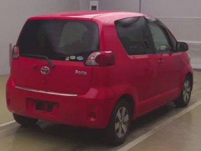 Toyota PORTE  с аукциона в Японии