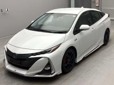Toyota PRIUS PHV