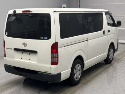 Toyota RegiusAce