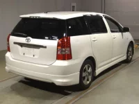 Toyota WISH лот № 102 оценка R  с аукциона в Японии 1