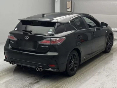 Lexus CT  с аукциона в Японии