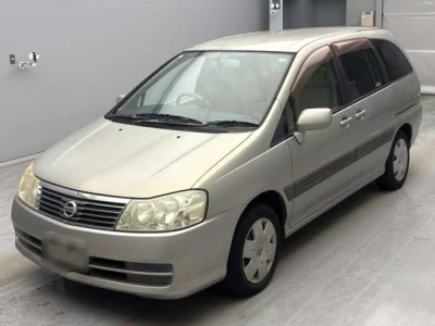 Nissan Liberty