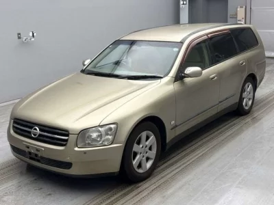 Nissan STAGEA