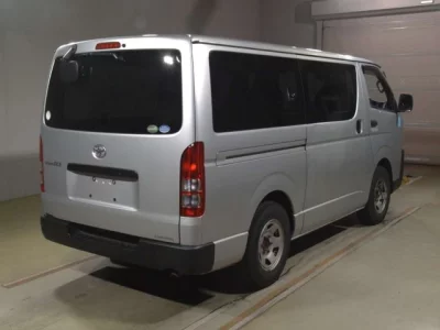 Toyota RegiusAce