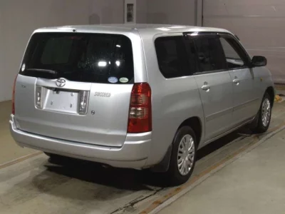 Toyota SUCCEED  с аукциона в Японии