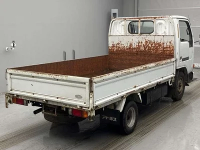 Nissan ATLAS