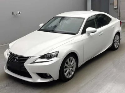Lexus IS300h