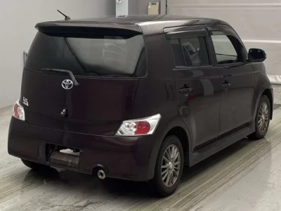 Toyota bB