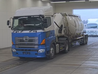 Hino PROFIA