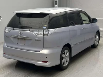 Toyota ESTIMA HYBRID