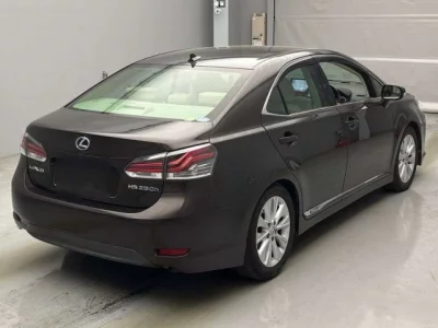 Lexus HS  с аукциона в Японии