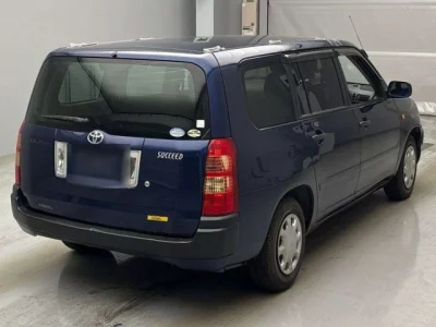 Toyota SUCCEED