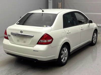 Nissan Tiida Latio