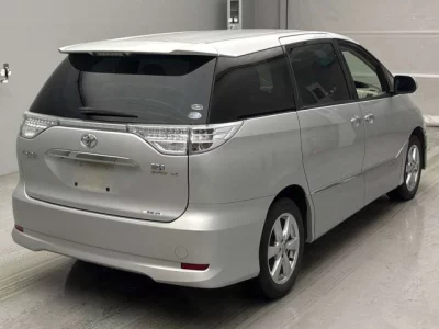 Toyota ESTIMA HYBRID