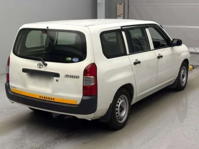 Toyota Succeed