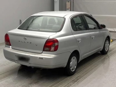 Toyota PLATZ