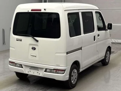 Toyota Pixis Van