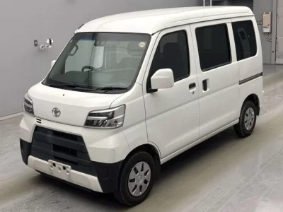 Toyota Pixis Van