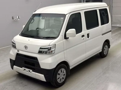 Toyota Pixis Van