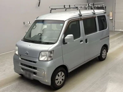 Toyota Pixis Van