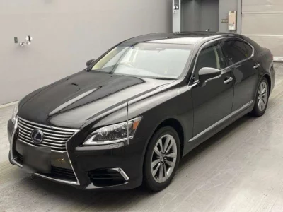 Lexus LS600hL