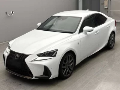 Lexus IS300h