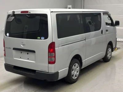 Toyota RegiusAce