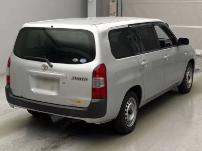 Toyota Succeed
