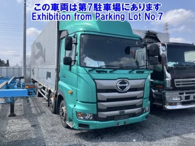 Hino PROFIA