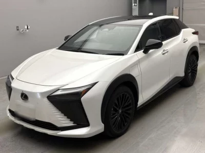 Lexus RZ