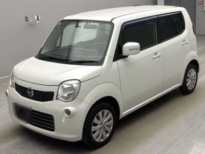 Nissan MOCO  с аукциона в Японии