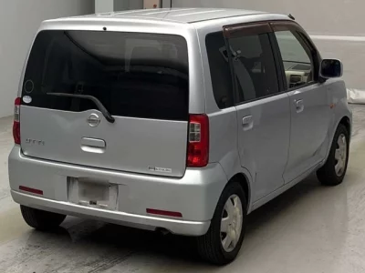Nissan Otti