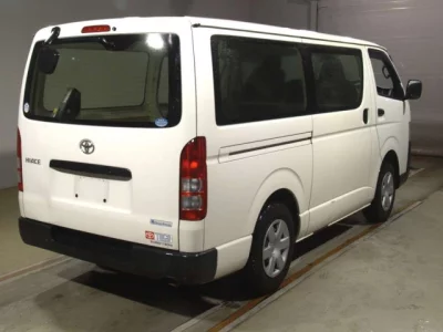 Toyota HiAce Van