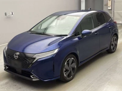 Nissan Aura