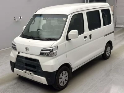 Toyota Pixis Van