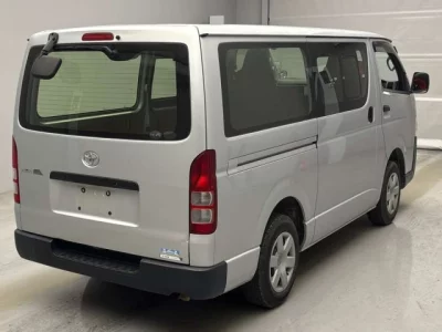 Toyota RegiusAce