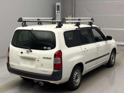 Toyota Succeed