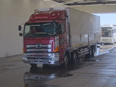 Hino PROFIA