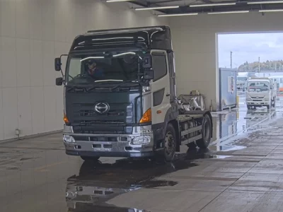 Hino PROFIA